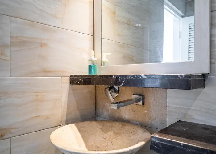 Azure 2 - Private Pool Near Centre Villa Seminyak (Bali)
